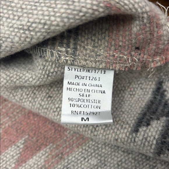 La Miel Aztec Patterned Button-Up Jacket - Picture 9 of 12